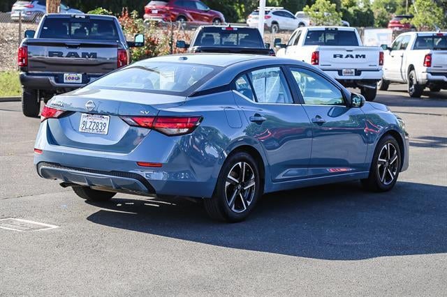 2024 Nissan Sentra SV Xtronic CVT