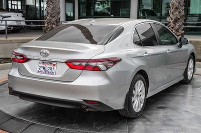2022 Toyota Camry LE