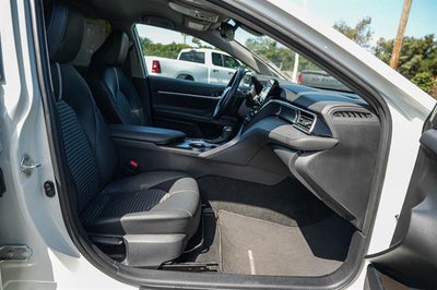 2022 Toyota Camry Nightshade Edition Hybrid