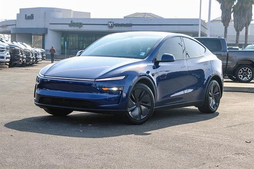 2026 Tesla Model Y Standard Rear-Wheel Drive