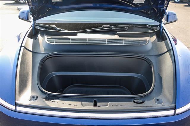 2026 Tesla Model Y Standard Rear-Wheel Drive