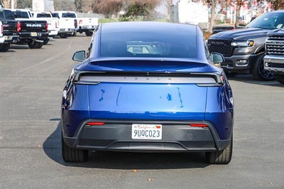 2026 Tesla Model Y Standard Rear-Wheel Drive