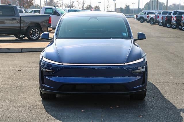 2026 Tesla Model Y Standard Rear-Wheel Drive