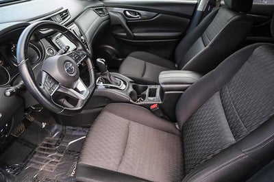2020 Nissan Rogue SV FWD