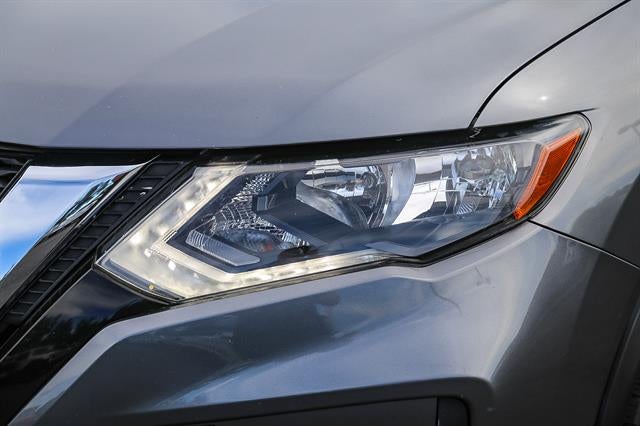 2020 Nissan Rogue SV FWD